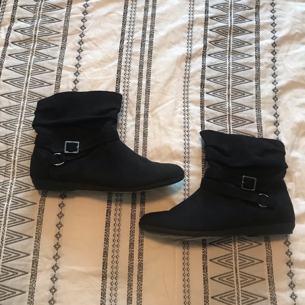 Black boots